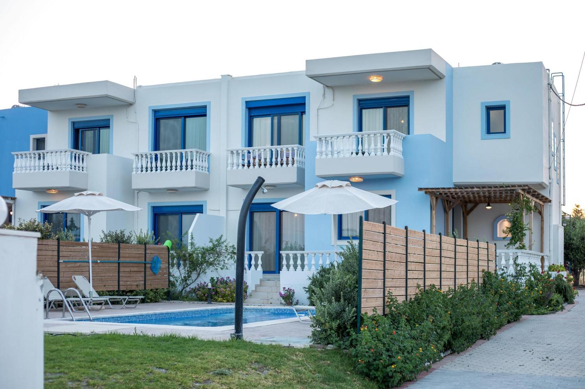 Rita Mare Seafront Villas Heated Pools Gennadi Exterior foto