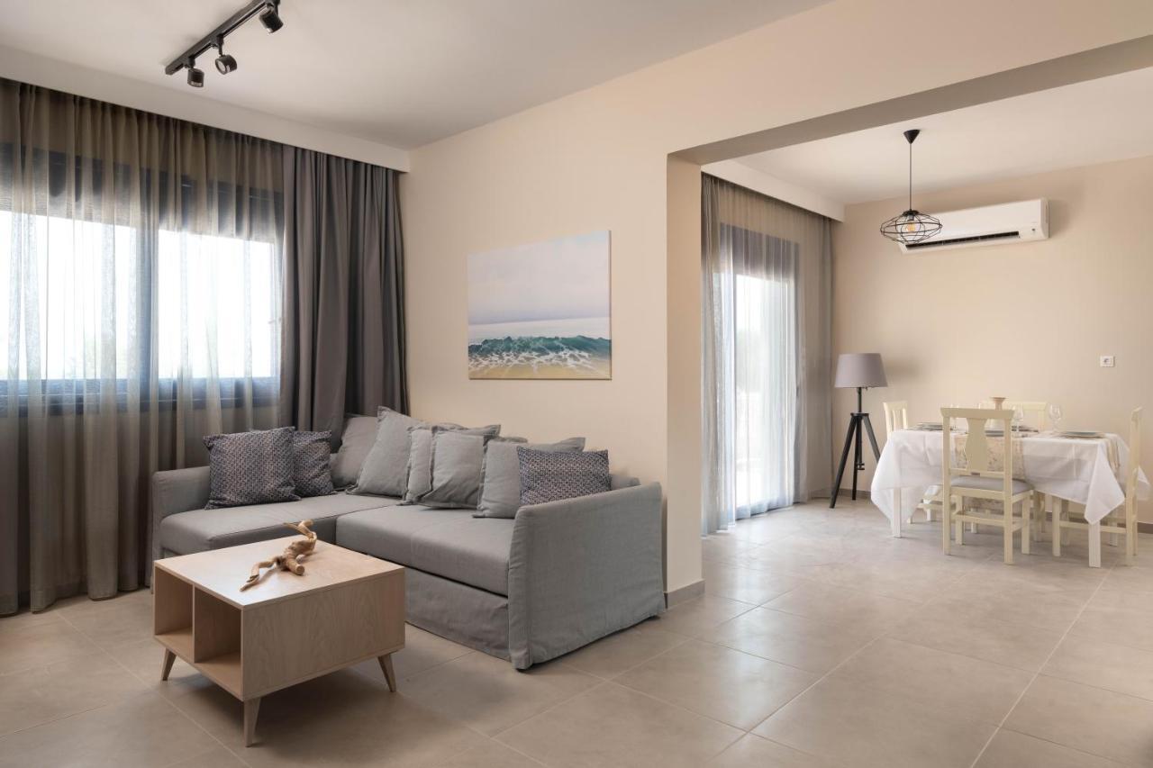 Rita Mare Seafront Villas Heated Pools Gennadi Exterior foto