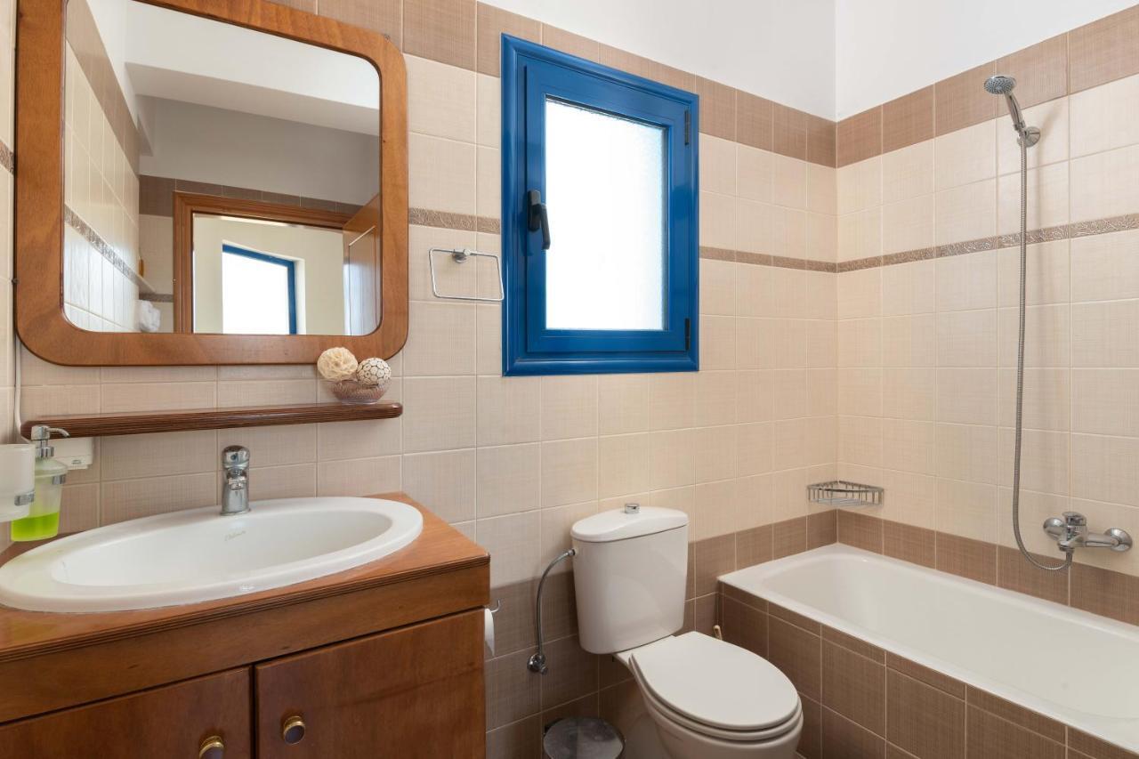 Rita Mare Seafront Villas Heated Pools Gennadi Exterior foto